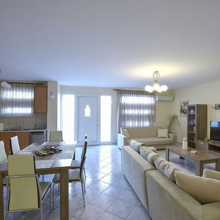 G&G House Apartment Kavala Bagian luar foto