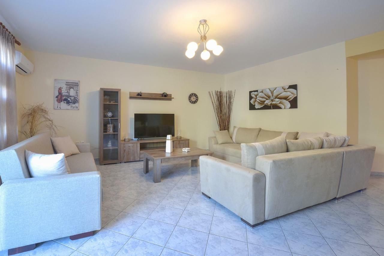 G&G House Apartment Kavala Bagian luar foto