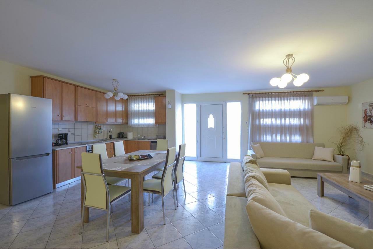 G&G House Apartment Kavala Bagian luar foto