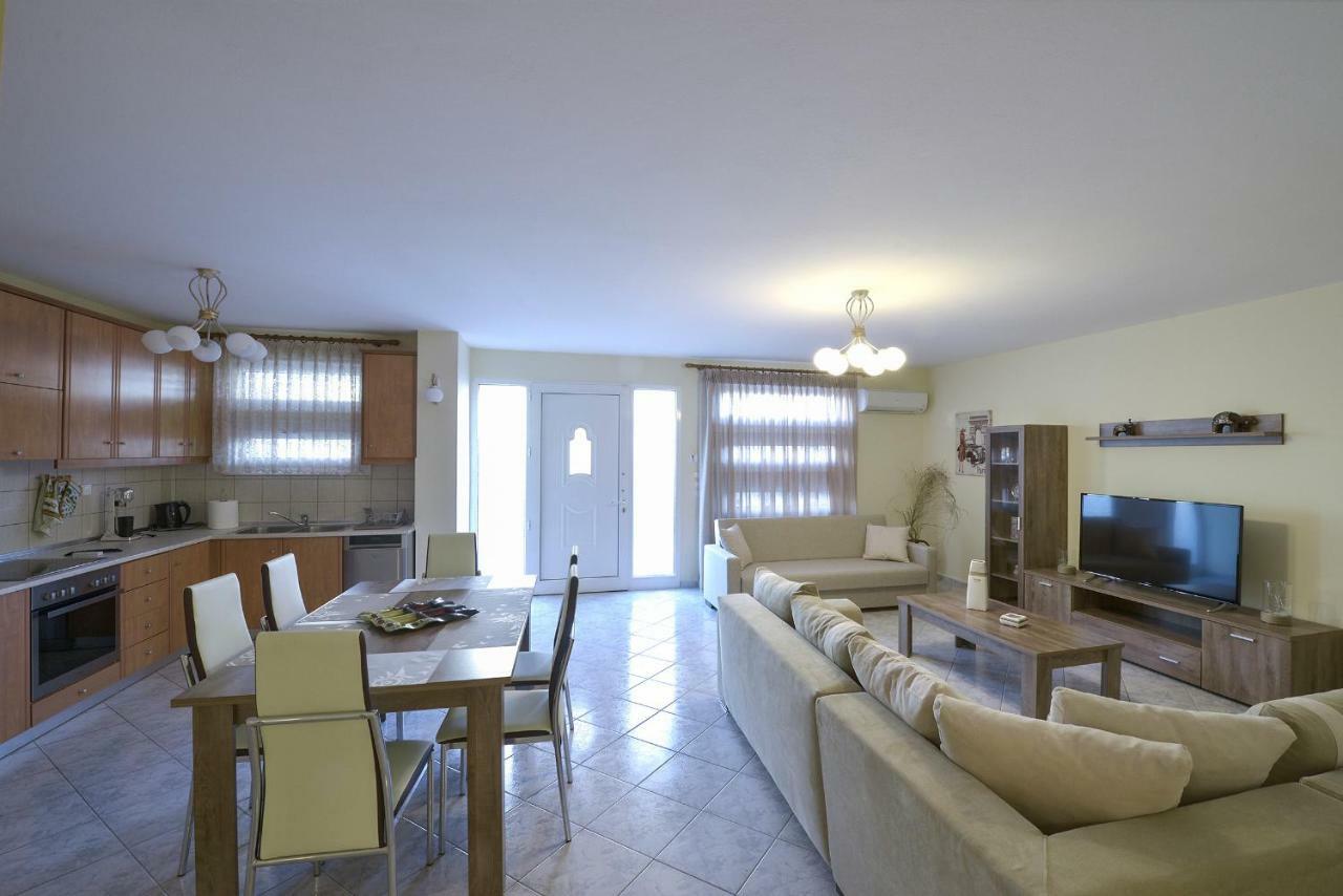G&G House Apartment Kavala Bagian luar foto