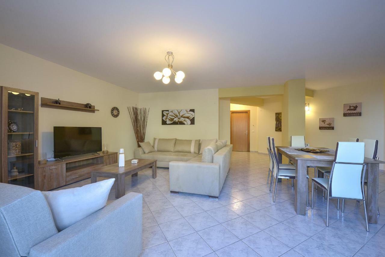 G&G House Apartment Kavala Bagian luar foto
